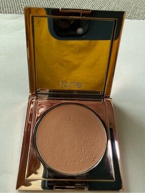 TARTE CC full coverage undereye color corrector. Color: Light-Medium Peach